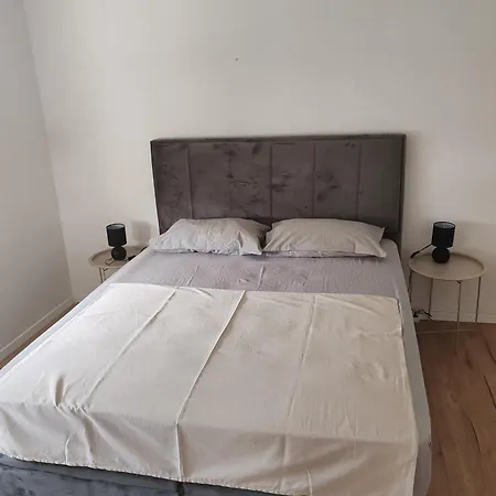 Appartement Nea *